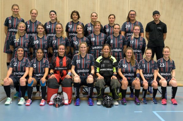 Damen 1 überrollen Unihockey Luzern 