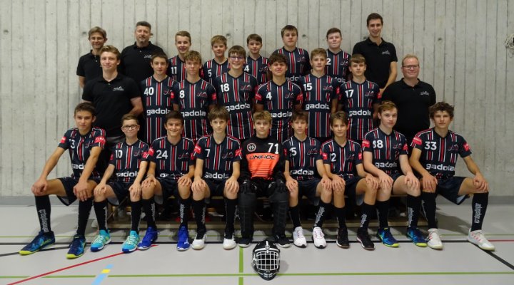 Die Pfanni-U16 bleibt im neuen Jahr ungeschlagen und kann beide Spiele in Urdorf gewinnen