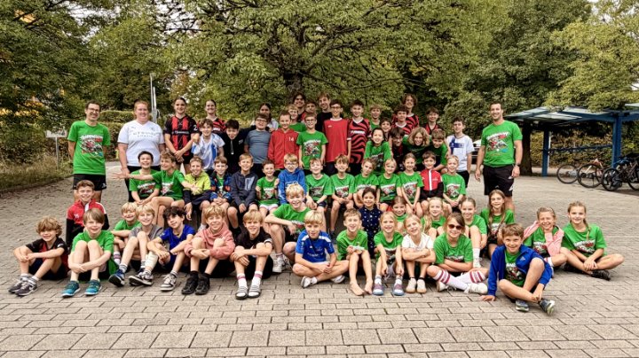 Trainingscamp 2026: Fünf Tage voller Unihockey, Spass und Teamgeist Trainingscamp 2026: Fünf Tage voller Unihockey, Spass und Teamgeist