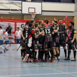 Herren 1: 1.Playout-Spiel 1GF: UHC Pfanni – Glattal Falcons (6:2) 