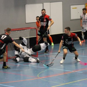 Herren 1: 5.Meisterschaftsrunde 1GF: Unihockey Limmattal – UHC Pfanni (1:3)