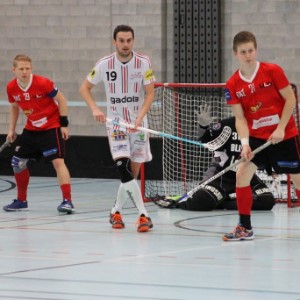 Herren 1: 15.Meisterschaftsrunde NLB: Unihockey Langenthal – UHC Pfanni (9:3)